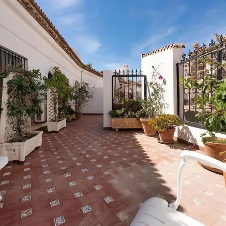 In The Heart Of The Port Of Cabopino Marbella
