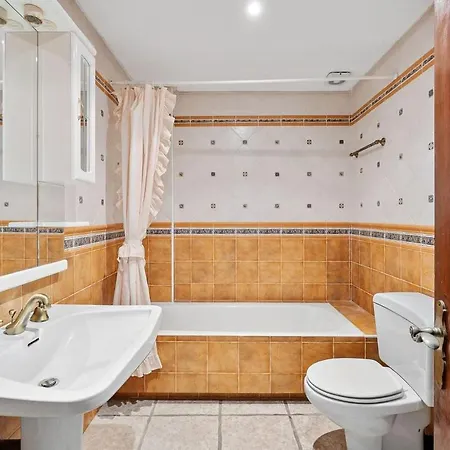 Apartment In The Heart Of The Port Of Cabopino *